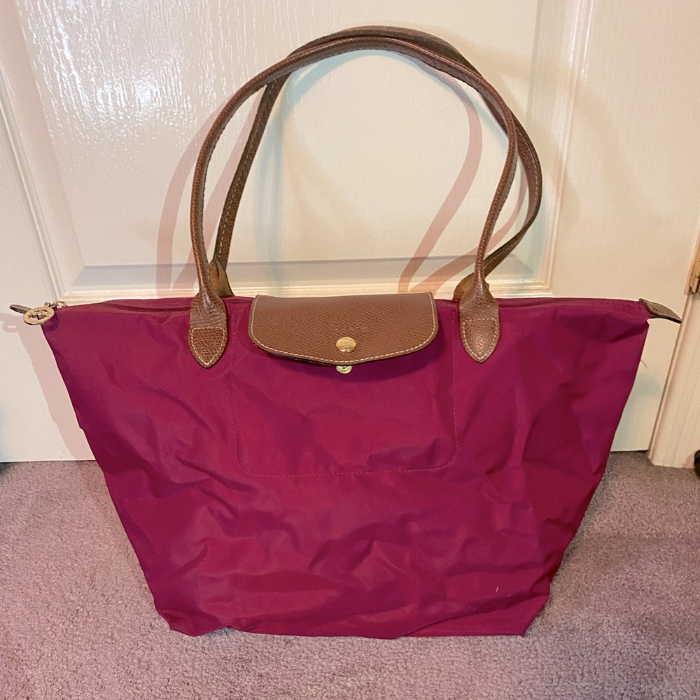 Magenta longchamp